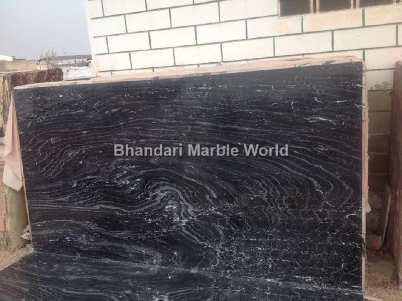 Read more about the article Golden Wave Black Marble